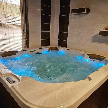 Ildiko Vendeghaz * Szabolcs