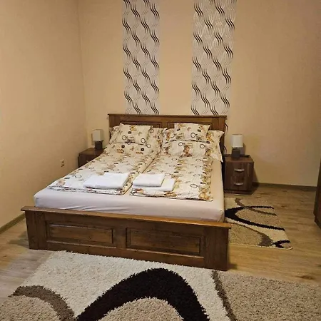 Ildiko Vendeghaz * Szabolcs